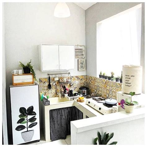 Pin oleh Heny Prastiwi di Dapur Minimalist | Desain dapur kecil, Dapur