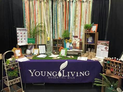 Pin By Zoa Barker On Essential Oils Vendor Booth Ideas Essential