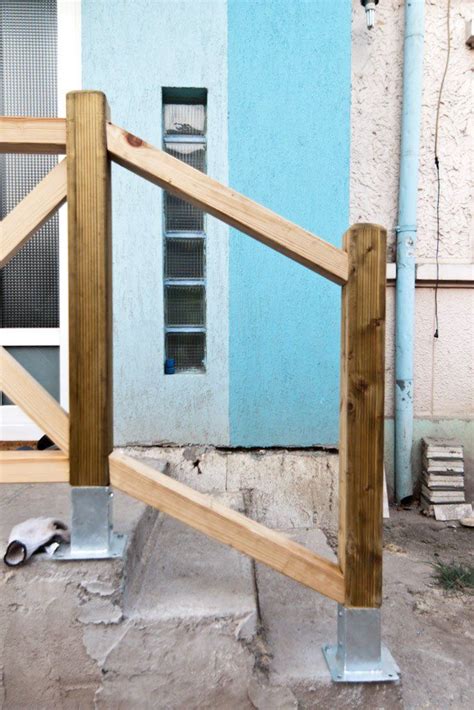 Looking for a more secure option for my open stair case. How to build deck stair railings | Outdoor stair railing ...