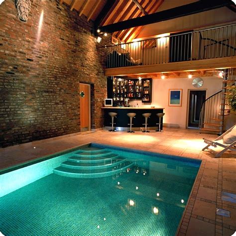 Homes With Beautiful Indoor Swimming Pool Designs