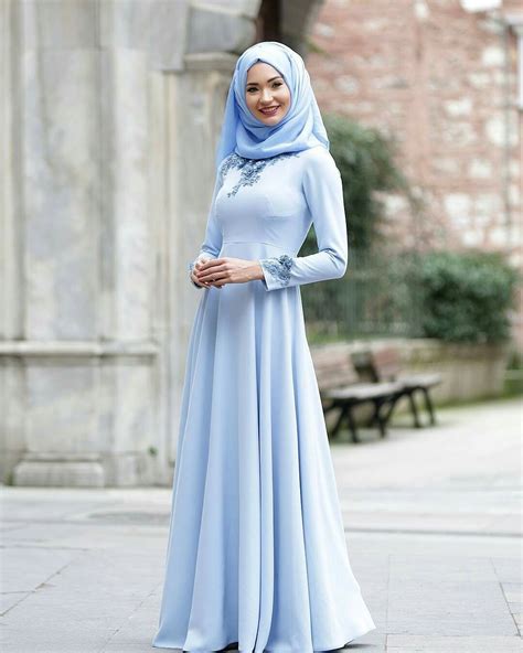 Pin By Nadia 👑 Karam On Hijabi ️ Princess Modest Fashion Fashion Glam Fashion