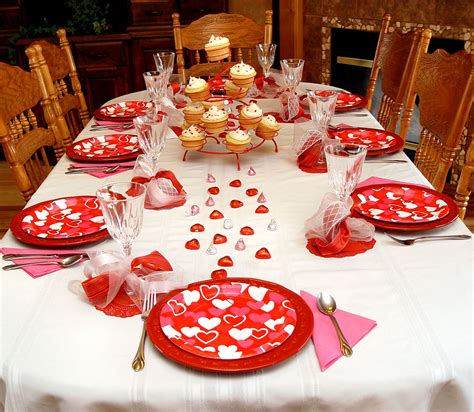 51 Adorable Valentines Day Table Decorations Homeoholic