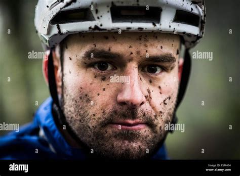 Close Up Mountain Biker Hi Res Stock Photography And Images Alamy