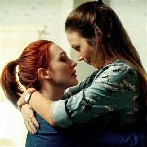 give me a minute to hold my girl cute lesbian couples lesbian love katherine barrell waverly