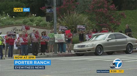 Porter Ranch Residents Protest Reopening Of Socal Gas Facility Abc7 Los Angeles