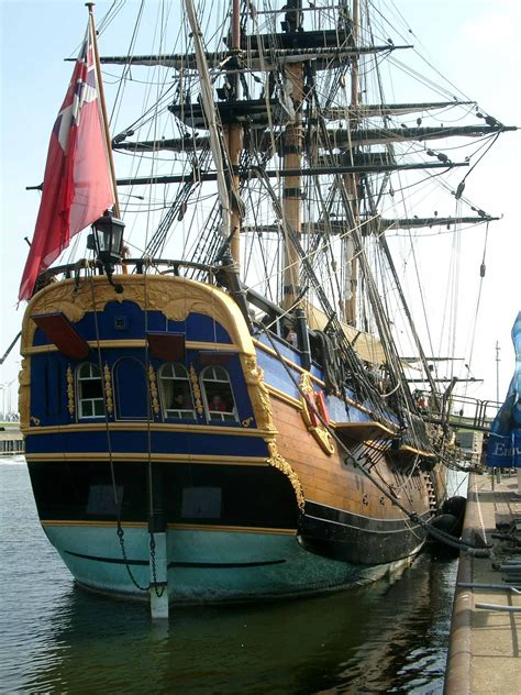 Replica Of Hms Endeavour Of James Cook Tall Ships Old Sailing Ships