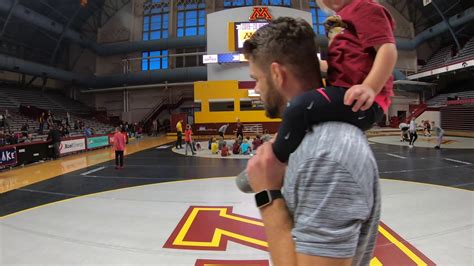 Minnesota Wrestling Youth Clinic And Wrestleoffs Youtube