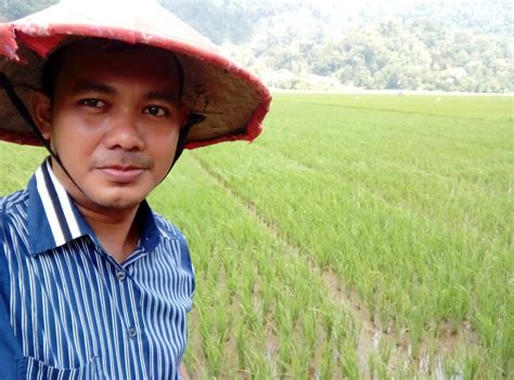 Lagu aceh syair, bismillah dua ploh sagoe mp3 duration 3:00 size 6.87 mb / alex xxxx 1. Syariah dan Tantangan Revolusi Industri - Sagoe.ID