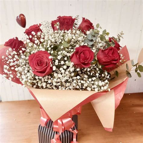 Luxury Dozen Red Roses Bouquet Mrs Blooms