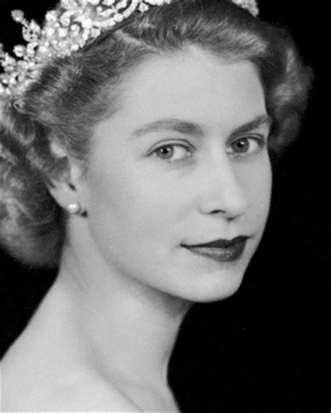 Elizabeth ii, queen of the united kingdom and the other commonwealth realms (elizabeth alexandra mary; 17 Best images about Queen Elizabeth II on Pinterest ...
