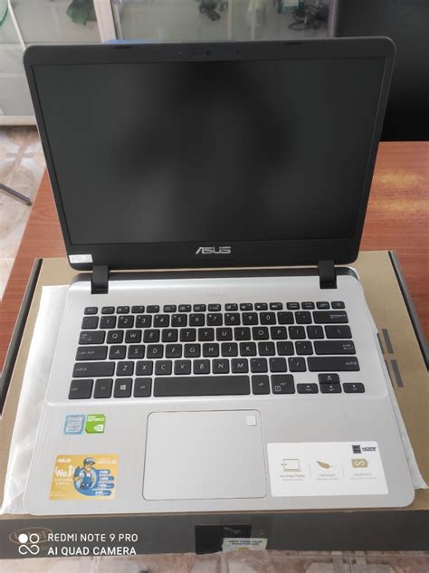 Laptop Asus Vivobook Asus X407uf Bv147t I7 8550u4g1tb2gb Mx13014