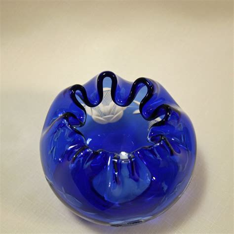 Vintage Czechoslovakia Bohemian Blown Art Glass Cobalt Blue Ruffle Top Rose Bowl Vase Cut To