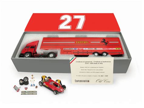 Ts05 Race Transporter Set Scuderia Ferrari 1982 Open Box
