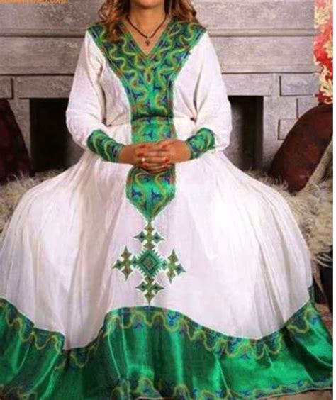 Pin De Mellat En Ethiopian Traditional Dress Ropa Arreglos Florales
