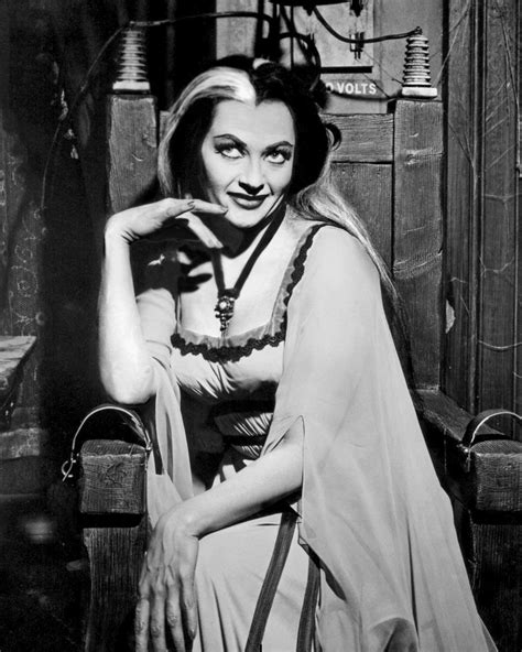 Yvonne De Carlo Lily Munster In The Munsters X Publicity Photo