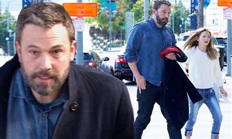 Ben Affleck Takes Eldest Violet On Daddy Daughter Date To See Cinderella In Los Angeles Daily