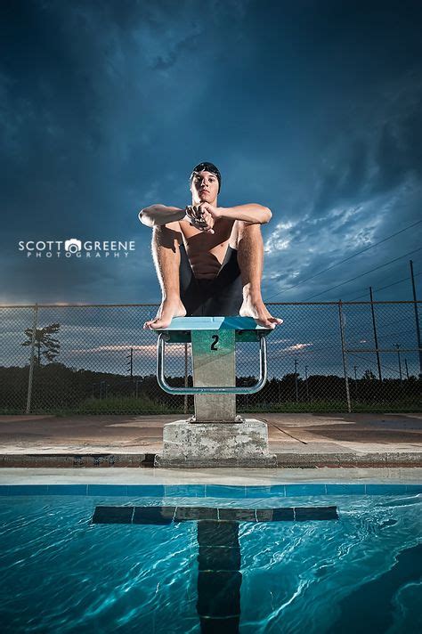 17 Portraits Senior Swim Ideas Swimming Photography Swimming