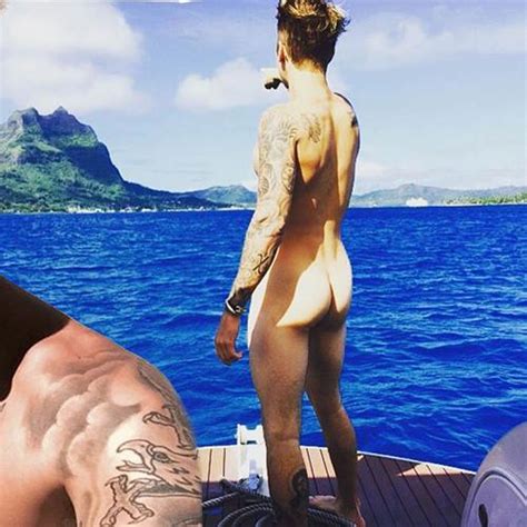 Justin Bieber Nu Mostrando A Bunda Blog Famosos Nus