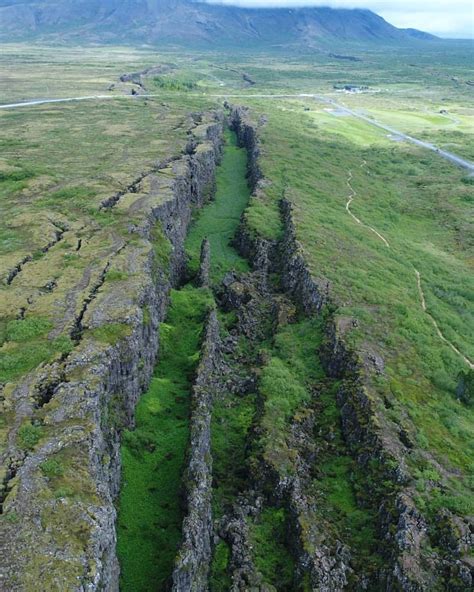 Mid Atlantc Ridge On Iceland Thingvellir National Park 😍 The Mid