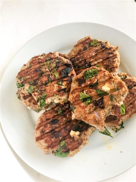 Ground chicken feta sundried tomotaoes and spinach patties. Sundried Tomato and Feta Turkey Burgers | Recipe | Turkey ...
