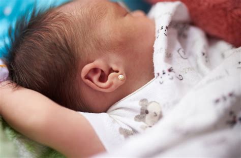 What You Should Know Before You Get Your Childs Ears Pierced