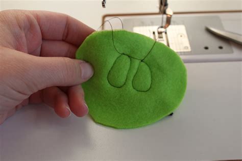Obsessively Stitching Angry Birds Plush Pig And Blue Bird