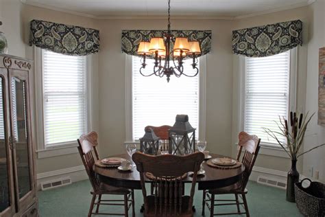 Traditional Dining Room With Detailed Valences Custom Window