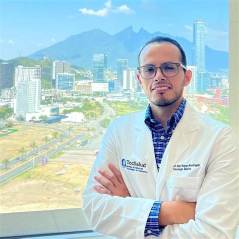 Dr Alan Ledif Reyes Mondragón Opiniones Oncólogo Médico Internista General Escobedo Doctoralia