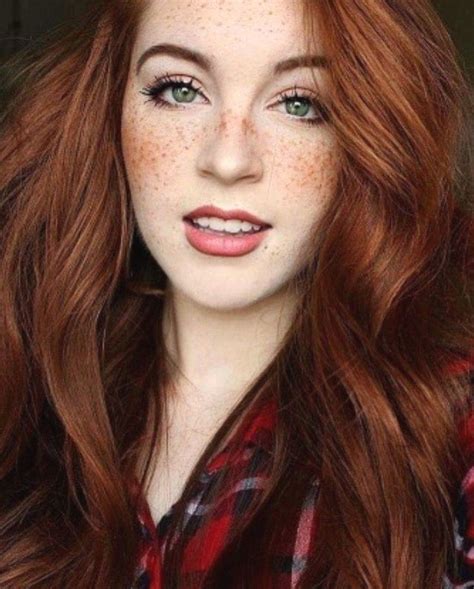Love Her Hair And Freckles 😘 Beautiful Red Hair Gorgeous Redhead Beautiful Eyes Beautiful