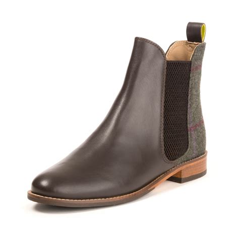 111,649 results for woman chelsea boots. Joules Westbourne Leather Womens Chelsea Boot