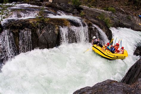 The back of the spork is shaped like a spoon and can scoop food while the front has shortened tines like a fork, allowing spearing of food, making it convenient and easy to use. Middle Fork American River Rafting | California
