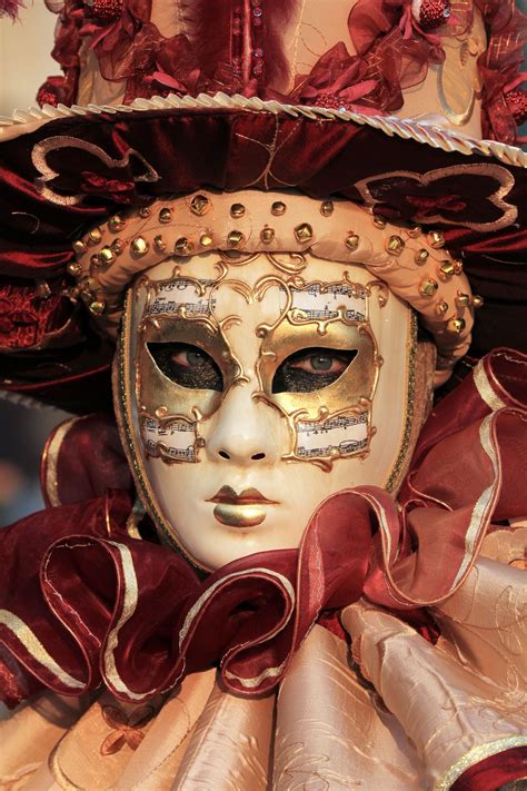 carnival in venice photo taken by bradjill venetian carnival masks carnival of venice