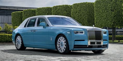 2021 Rolls Royce Phantom Review Pricing And Specs