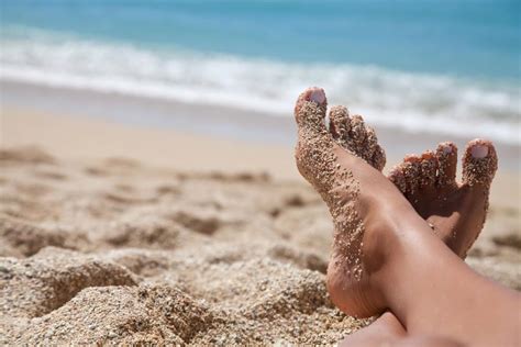 Are Your Feet Happy And Healthy This Summer Hubert Lee Dpm Podiatrist