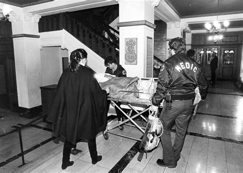 Historic photos: Cary Grant dies in Davenport