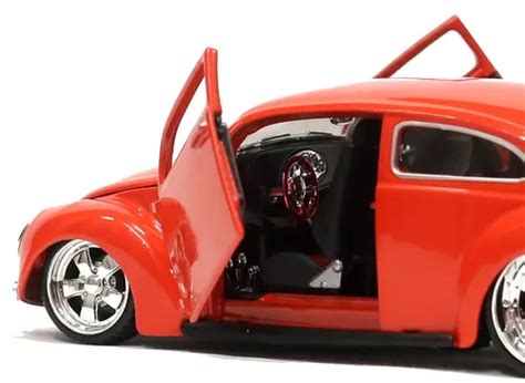 Miniatura Volkswagen Fusca Custom Tunado Rebaixado Vermelho
