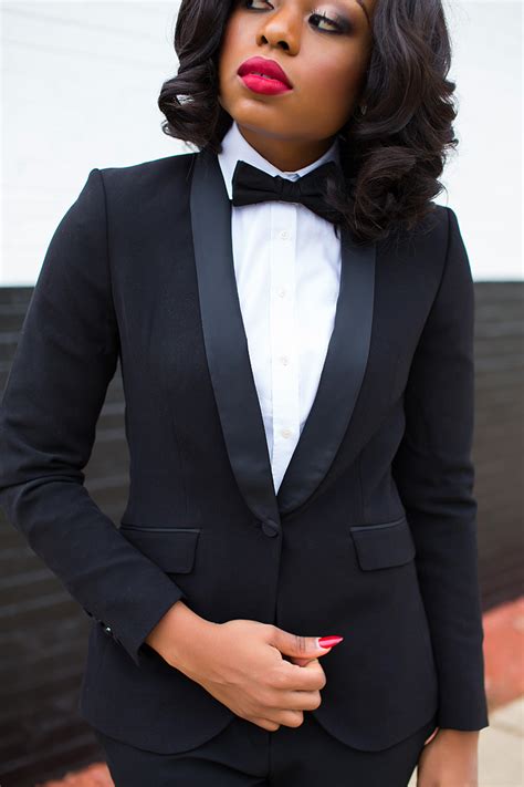 Black Tie | JADORE-FASHION