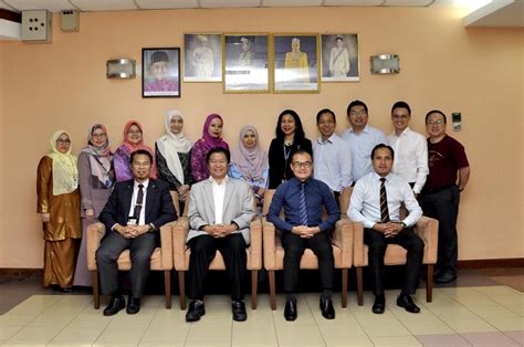 Hctm tv ukm 237 views9 months ago. Majlis Penyerahan Mock Cheque Oleh SG Central Sdn Bhd ...