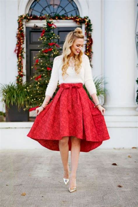 40 Amazing Casual Christmas Party Outfit Ideas For Women Cute Christmas Outfits Christmas