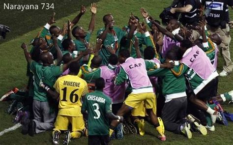 Gambia merupakan salah satu negara dengan wilayah tersempit seperti chili, hanya saja ukurannya lebih pendek dan lebih kecil dari chili. CATATAN Piala Afrika 2012: Zambia, Hadiah Dari Langit ...