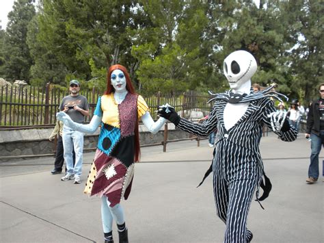 Disneyland At Halloween Jack Skellington And Sally Disneyland Halloween