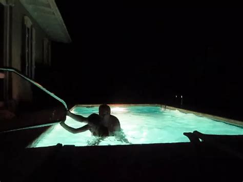 julie us milf fucking and sucking in the pool xhamster