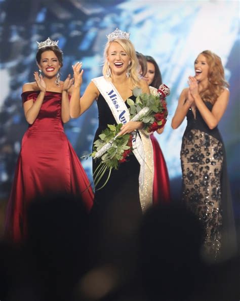 The 2017 Miss America Crowns Winner Picture 8
