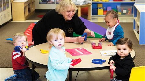 Toddler Child Care And Early Education For 1 2 Year Olds Kindercare