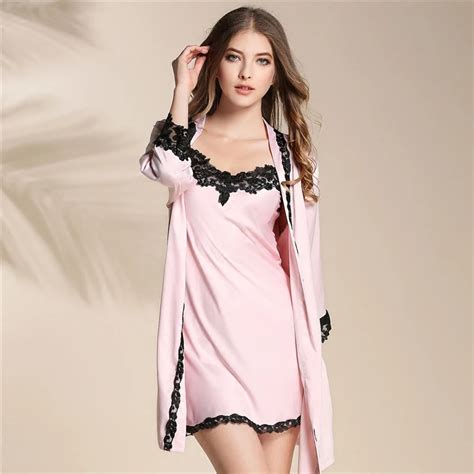 Plus Size Ladies Pajamas Sets Lace Straps Sleeping Dress Silk Ladies Sexy Sleepwear Female Ice