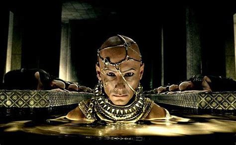 In 300 Rise Of Empire We See How Xerxes Became That Bald Pierced