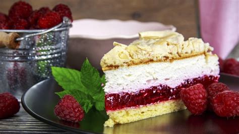 Mit unseren rezeptideen für köstliche himbeerkuchen begeistern sie garantiert jeden, dem sie serviert werden. Himbeerkuchen mit Frischkäse-Belag: Rezept