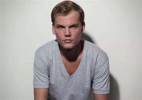 Klas bergling är son till dekorationsmålaren birger bergling och danskfödda else kalf. Avicii's family to launch mental health and suicide ...