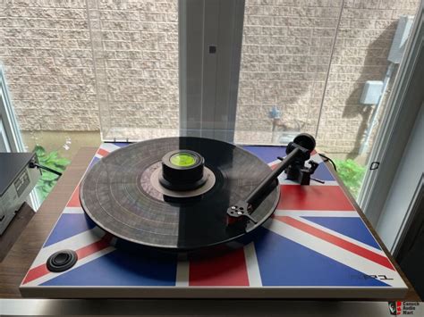 Rega Rp1 Union Jack Edition Turntable Wperformance Pack Guc For Sale