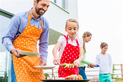 How Can Parents Help Prevent Their Children From Developing An Eating